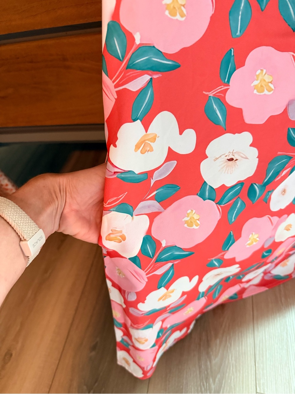 The Boutique Lab Floral V-Neck Shift Dress - Coral Pink White - Picture 3 of 5